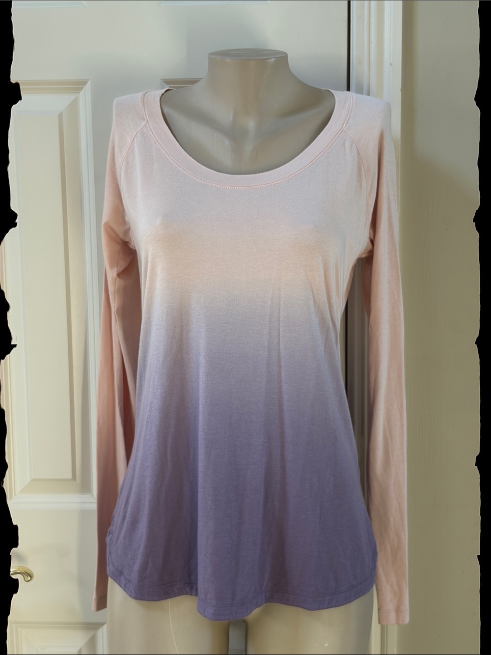 CALIA by Carrie Underwood Pink to Purple Ombre Long Sleeve Scoop Neck Top